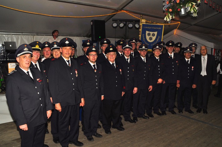 FW-KLE: "Feuerwehr - Das ist etwas, das Bürger selbst machen müssen!"/
Ein Abend im Golddorf Louisendorf: Feuerwehrfest der Gemeindewehr Bedburg-Hau