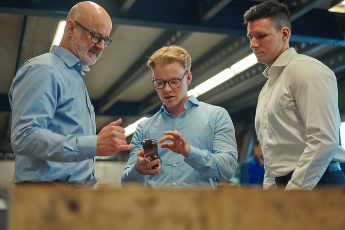 Neukunden-Gewinnung für das produzierende Gewerbe: Wie die KI-Experten Kai Boers & Philipp Klimke für 6- bis 7-stellige Neukunden-Deals bei Mittelständlern mit künstlicher Vertriebsintelligenz sorgen