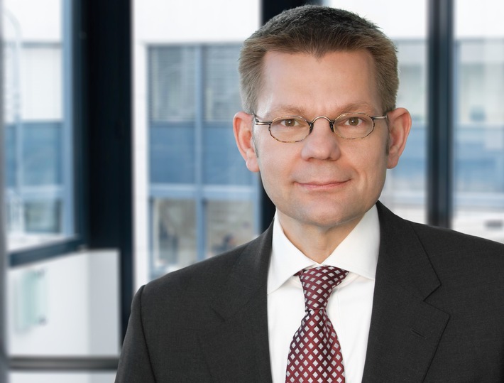 Helmut Binder ist neuer Geschäftsführer beim IT-Dienstleister Materna: Nach 35 Jahren Wechsel in der Unternehmensführung