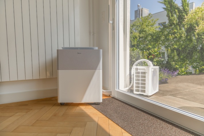 Mobile Klimaanlage für Mieter: Warum der Midea PortaSplit in Schweizer Haushalten zum Sommer-Bestseller wird