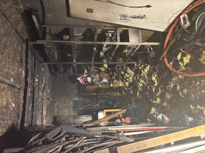 FW Ratingen: Brandeinsatz in Ratingen Homberg