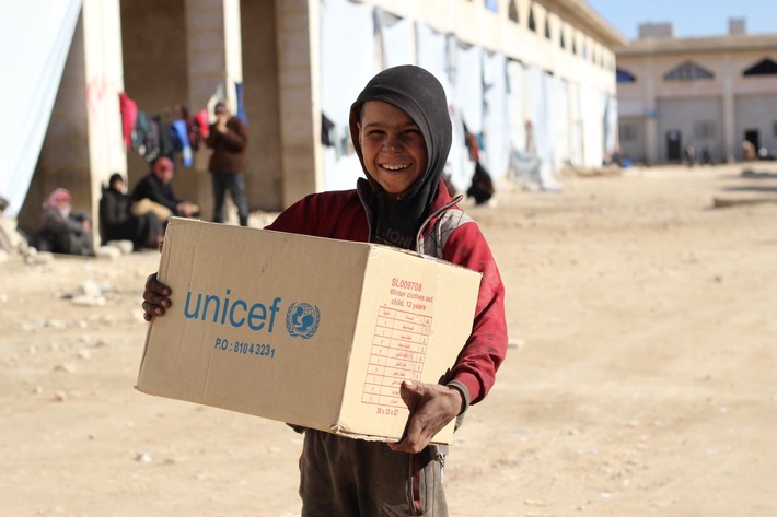 Spenden statt Schenken: Allgeier Experts gibt zusammen mit UNICEF Kindern eine Chance