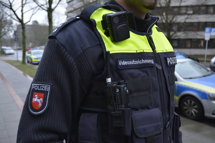 POL-H: Polizeidirektion (PD) Hannover führt flächendeckend Bodycams ein