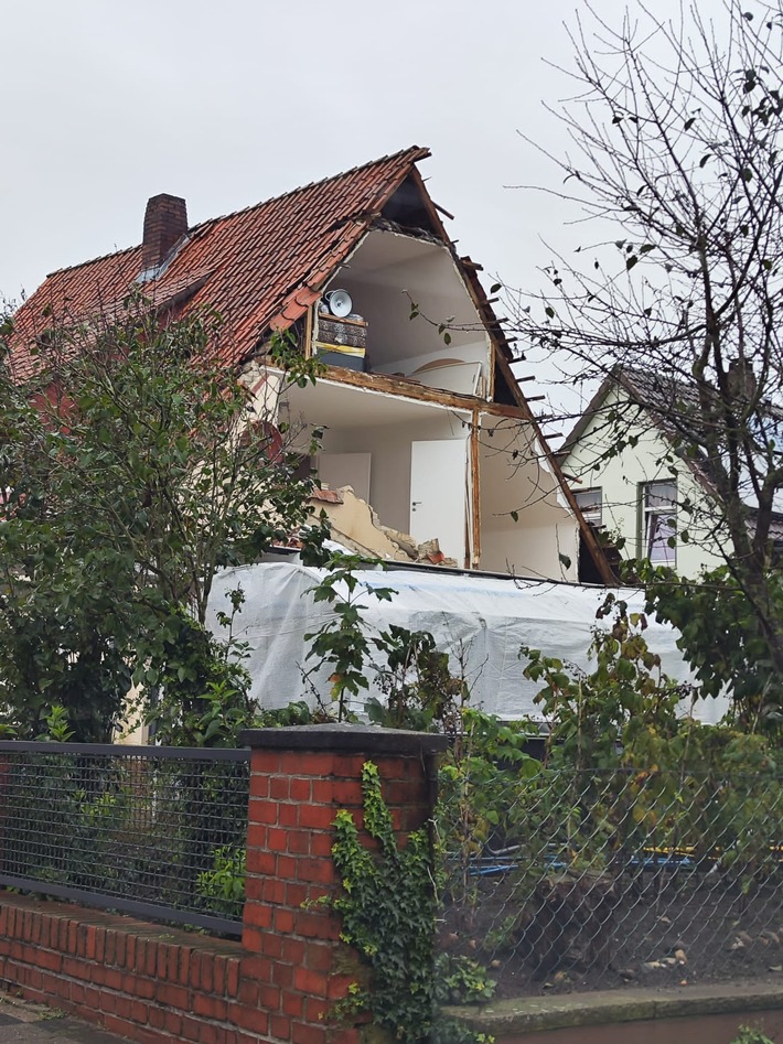 POL-ROW: ++Explosion in Wohnhaus++ Sturmtief verlief im LK Rotenburg glimpflich++