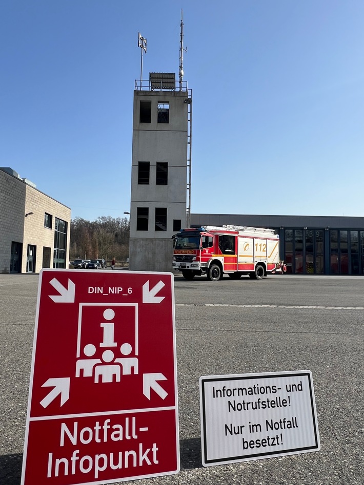 FW Dinslaken: Evaluierung der Notfallinformationspunkte der Stadt Dinslaken