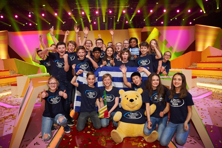 Spannendes Finale bei "Die beste Klasse Deutschlands 2019" / 6. Klasse aus Essen gewinnt Superfinale von Deutschlands größtem Schülerquiz