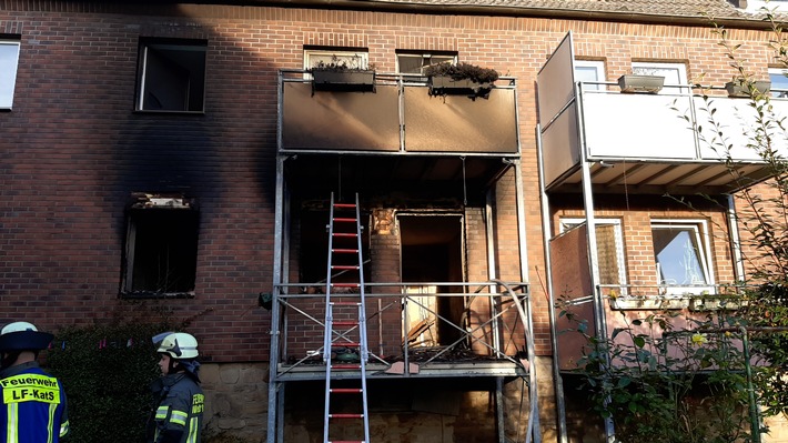 FW-EN: Wetter - dramatischer Wohnungsbrand am Freitag