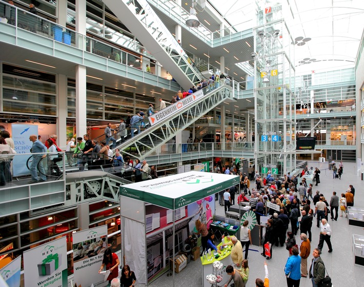 Es lockt die 44. Bauen &amp; Modernisieren Messe Zürich, 5. bis 8. September 2013 (BILD + ANHANG)