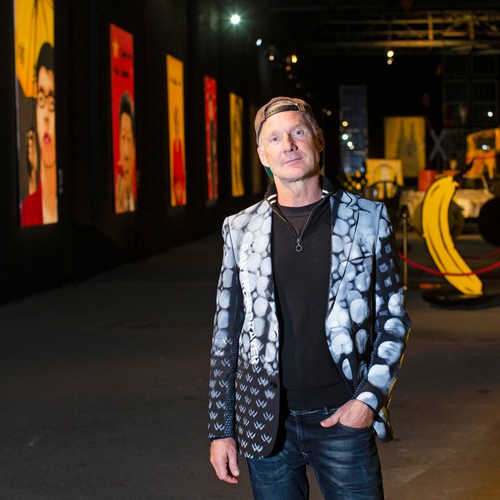 Der Bananensprayer Thomas Baumgärtel zeigt die größte Street-Art-Show Deutschlands
