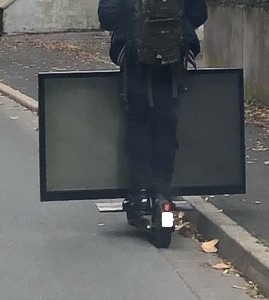 POL-MK: Mit Fernseher und unter Drogen auf E-Scooter unterwegs