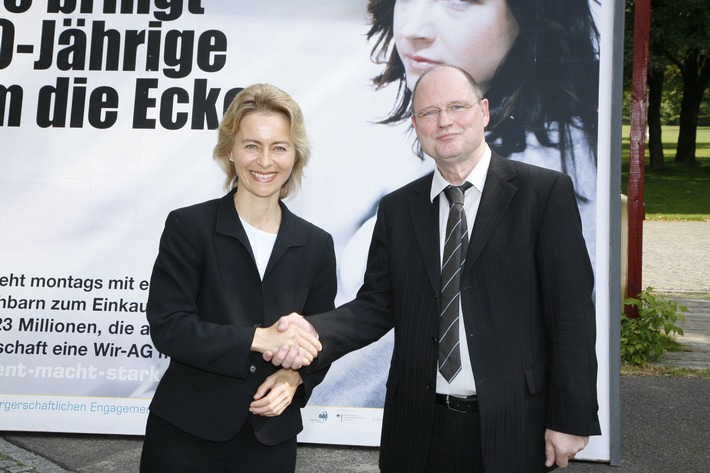 Engagement macht stark! / Bundesfamilienminsterin Ursula von der Leyen eröffnet Woche des bürgerschaftlichen Engagements