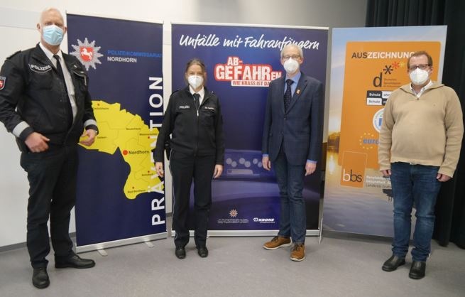 POL-EL: Nordhorn - Polizei Nordhorn eröffnet Wanderausstellung-"Abgefahren - wie krass ist das denn" in den Berufsbildenden Schulen Gesundheit und Soziales Landkreis Grafschaft Bentheim