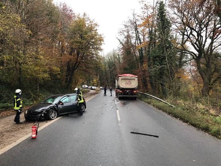 POL-AC: Zwei Verletzte bei Unfall