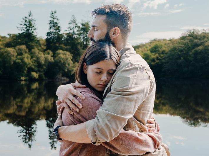 Die erste Staffel der packenden und atmosphärischen Fantasy-Serie ANAON - HÜTER DER NACHT ist ab dem 20. November exklusiv bei ARD Plus zu sehen