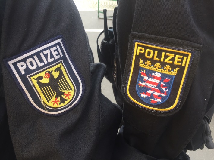 BPOL-KS: Drei Festnahmen in Fuldatal-Ihringshausen

Graffitisprayer beim Sprühen erwischt