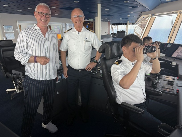 Pressemitteilung: sonnenklar.TV geht mit Aroya Cruises auf Kurs