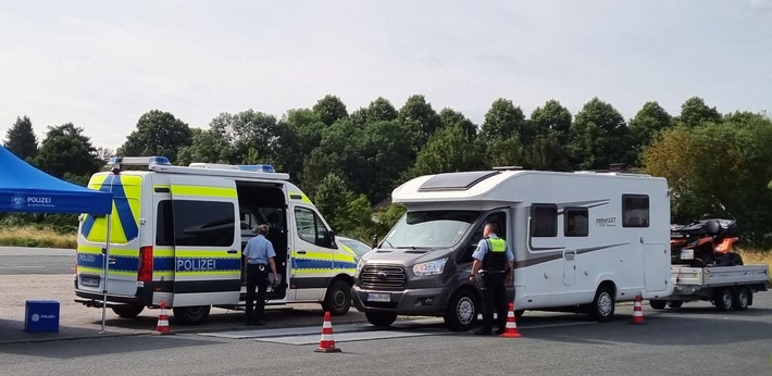 POL-HSK: Sicher in den Urlaub: Wiegeaktion des Verkehrsdienstes