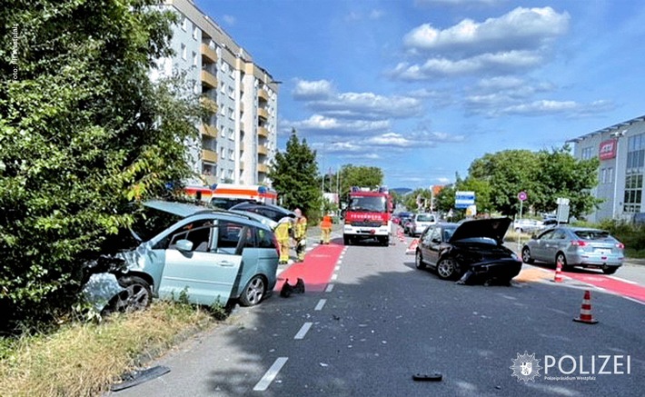 POL-PPWP: Unfall sorgt für Behinderungen im Feierabendverkehr