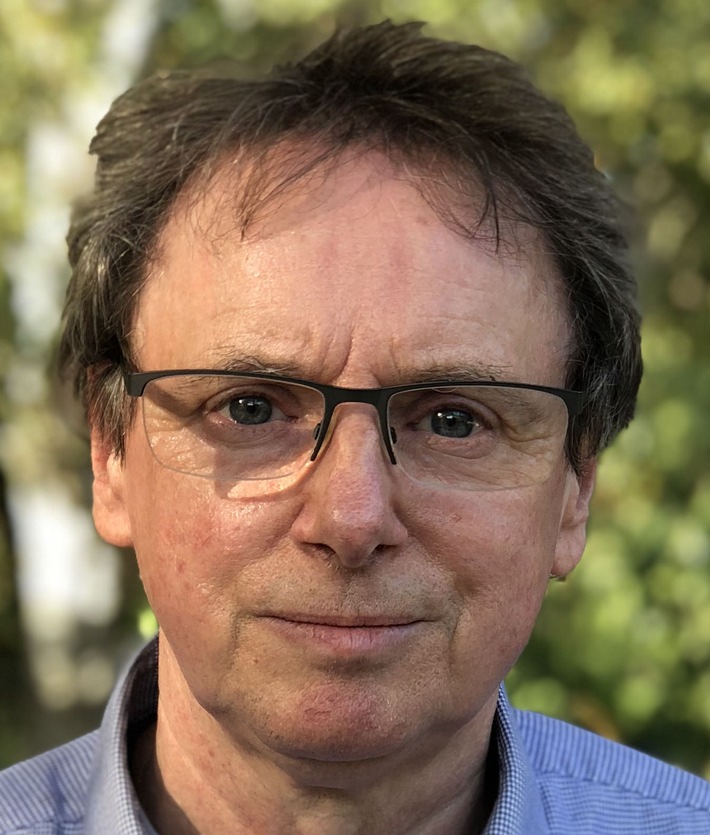 "Wir heizen buchstäblich zum Fenster raus" / 8 Fragen an Dr. Burkard Schulze Darup