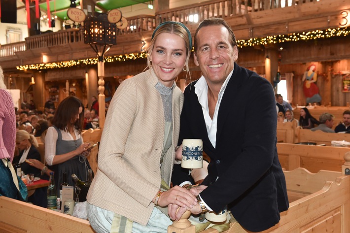 Falconeri goes Oktoberfest / Prominente Gäste bei Wiesn-Event von Falconeri und "Women in Fashion"-Netzwerk