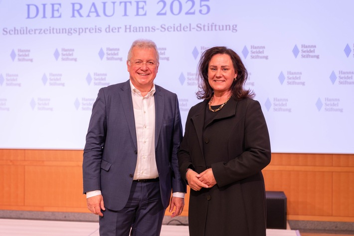 DIE RAUTE - ein Statussymbol für Schülerzeitungsredaktionen / Hanns-Seidel-Stiftung verleiht Preise an Schulen / Markus Ferber: "Demokratie braucht Journalismus"