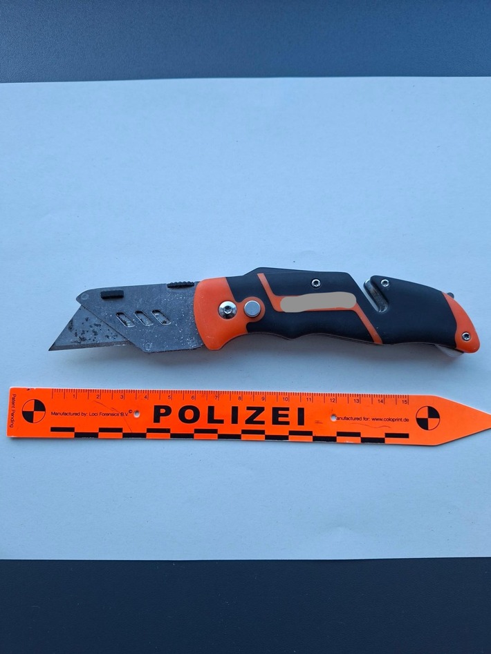 BPOL NRW: Diebstahl mit Messer: Bundespolizei regt beschleunigtes Verfahren an