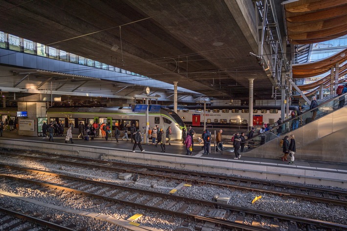 Gemeinsame Medienmitteilung: BLS und SBB entwickeln Kooperation im Fernverkehr weiter