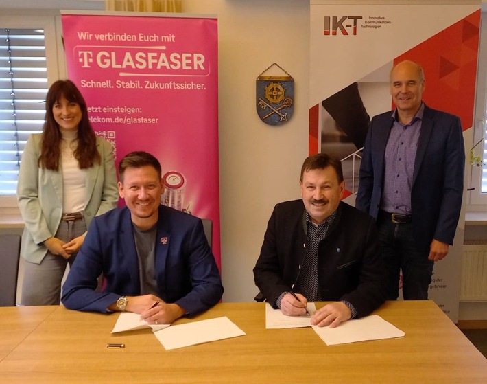 Glasfaserausbau in Konzell wird Wirklichkeit
