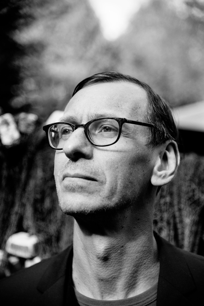 Radioeins vom rbb präsentiert am 14. November "Rammstein"-Keyboarder Flake und sein neues Buch "Heute hat die Welt Geburtstag"/ Karten sichern ab 8. August