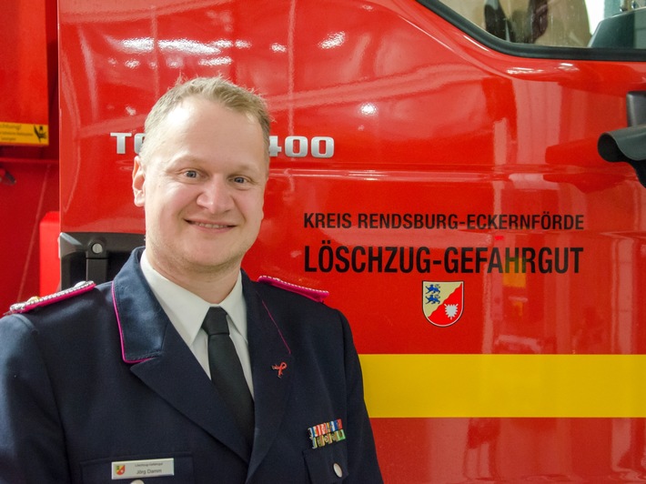 FW-RD: Jahreshauptversammlung des Löschzug-Gefahrgut - Jörg Damm für weitere sechs Jahre als stv. Leiter LZ-G gewählt worden