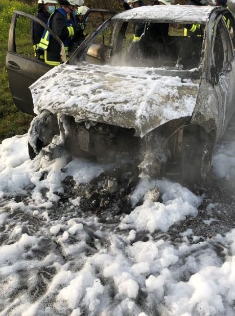 POL-HX: PKW Brand Kreisstraße K41 Samstag, 14.11.2020, 08.40 Uhr