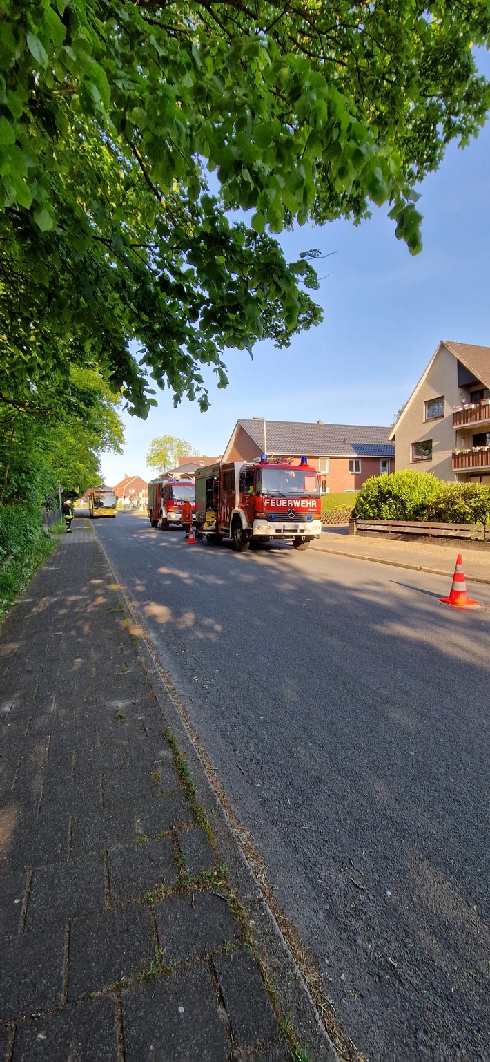 FFW Schiffdorf: Abgerissener Wasserhahn setzt Keller unter Wasser - Feuerwehr pumpt Keller leer