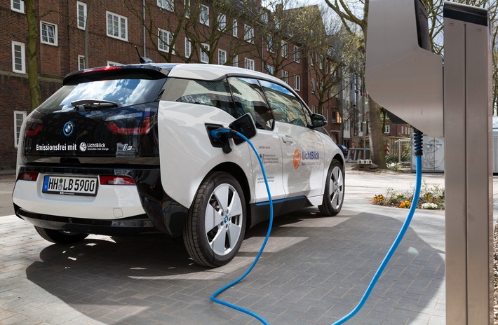 E-Autos können im Stromnetz über 1000 Euro pro Jahr erwirtschaften
