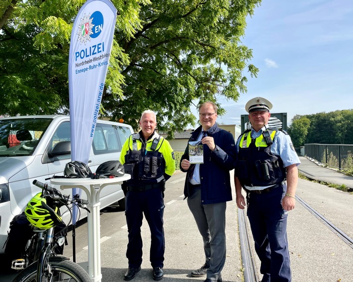 POL-EN: Herdecke/Wetter- Kontrollen im Rahmen der landesweiten Aktionswoche "Roadpol Safety Days"