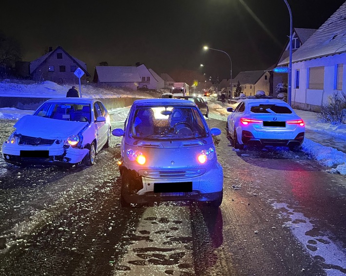 POL-MI: Hoher Sachschaden bei Verkehrsunfall in Nettelstedt