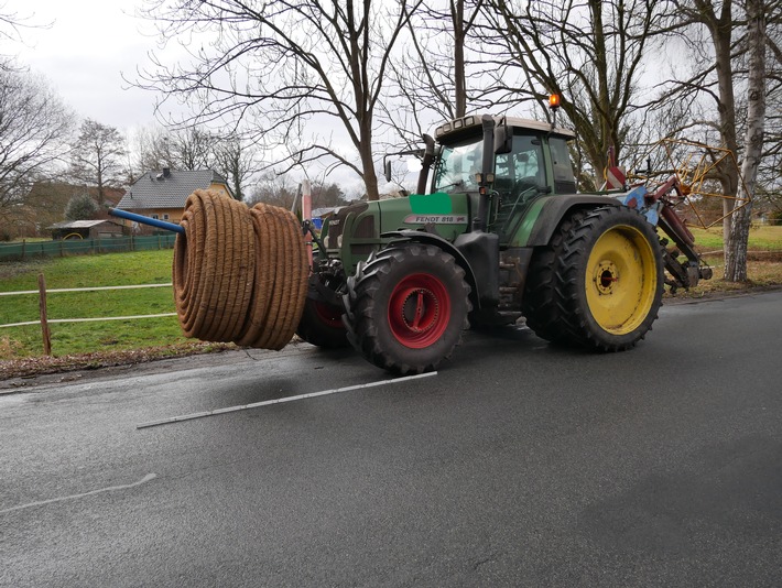 POL-ROW: ++ Polizei kontrolliert landwirtschaftlichen Verkehr - Hohe Beanstandungsquote ++