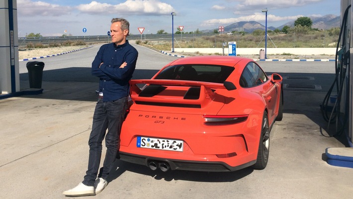 GRIP - Das Motormagazin: "Der neue Porsche 911 GT 3"