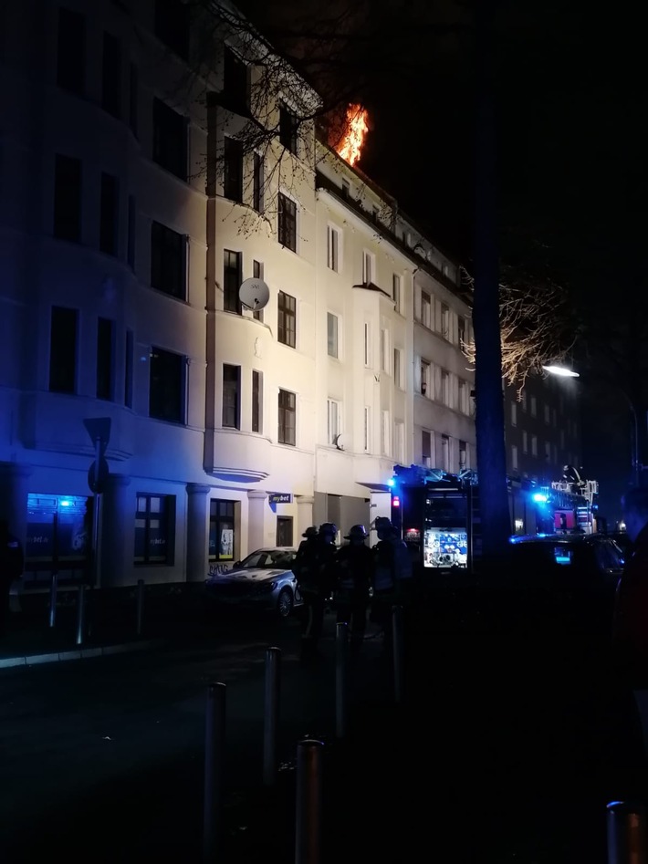 FW-DO: Feuer in der Nordstadt / Wohnungsbrand im Dachgeschoss