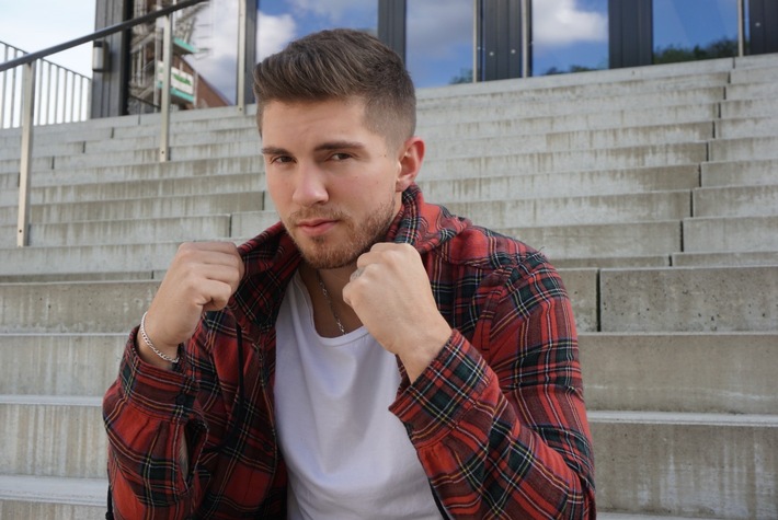 Letzter Fahrer im Bunde bestätigt: Joey Heindle fährt im Team mit Lucas Cordalis bei den "GRIP - Promi Kart Masters"