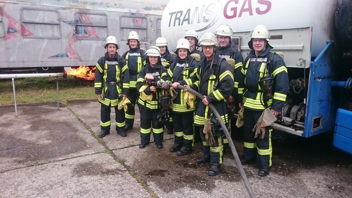 FW-WRN: Ausbildungs- und Trainings-Wochenende bei der Feuerwehr Werne