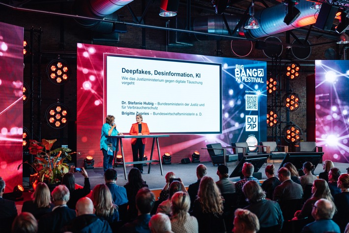 Hubig kündigt schärferes Vorgehen gegen Deepfakes an / BIG BANG KI FESTIVAL 2026 mit Besucherrekord: 11.400 Gäste / Microsoft-Manager Alexander Britz fordert KI-Verhaltenskodex, Jens de Buhr KI-Pause