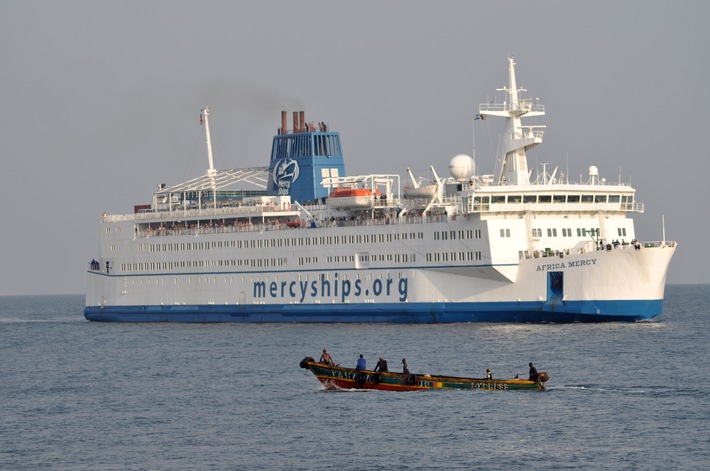 Roland Decorvet, Président et Directeur général de Nestlé Chine, rejoint l&#039;organisation Mercy Ships en tant que Directeur exécutif de son navire-hôpital, l&#039;Africa Mercy (IMAGE)