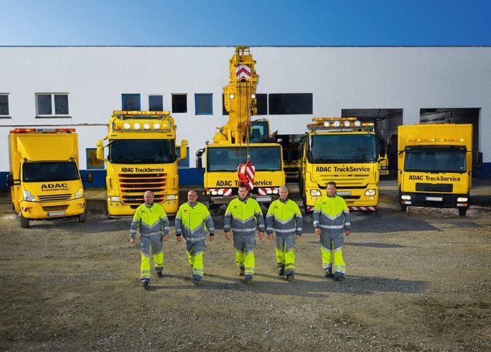 ADAC Truckservice startet Reifenservice für Leicht-Lkw / Deutschlandweiter Reifennotdienst für Sprinterklasse unter kostenfreier Hotline 0 800 5 24 80 00