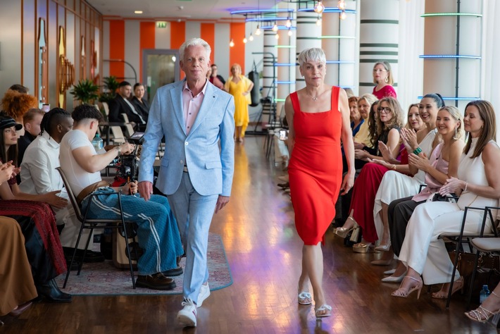 Roger König: Buchautor wird Model – Vom geschriebenen Traum auf den Laufsteg der ELORA Fashion Show