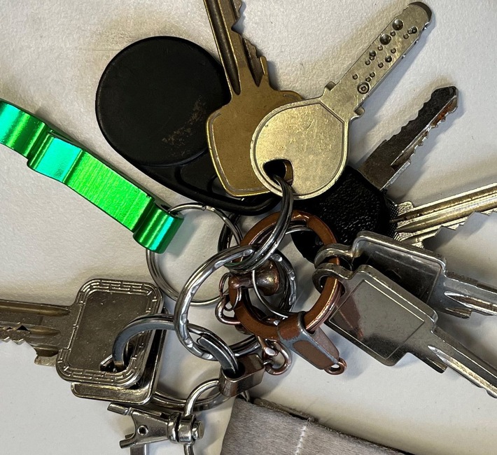 POL-BO: Möglicher Diebstahl in Herne: Wem gehört dieser Schlüsselbund?