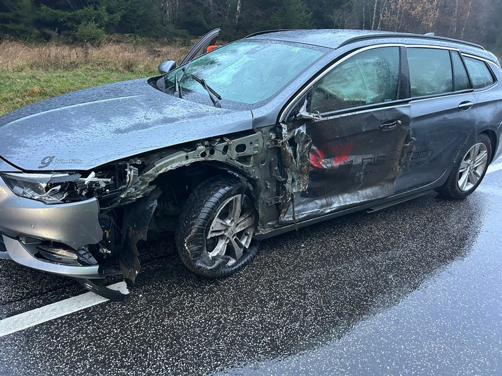 POL-PDTR: Verkehrsunfall auf der B50 mit erheblichem Rückstau