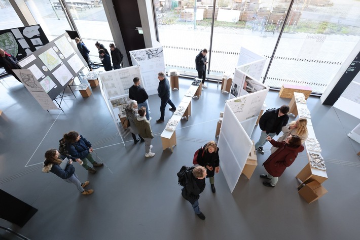 Semesterausstellung "Rundgang R:29" von Projekten aus Architektur, Stadtplanung und Landschaftsplanung der Universität Kassel