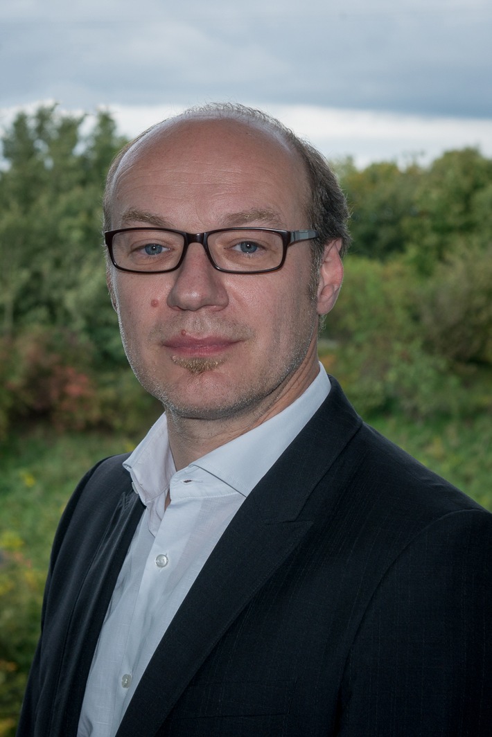 Axel Inhoffen ist neuer Vertriebsleiter für Epson Projektoren (FOTO)