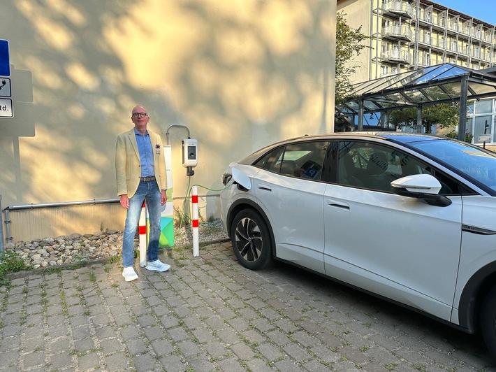 Neue E-Ladesäulen an der Dr. Becker Kiliani-Klinik