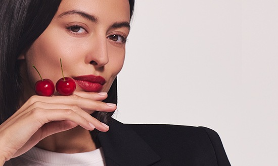 Neu im Dr. Hauschka Make-up Sortiment: Intensive Farbe und reichhaltige Pflege mit dem Lip Crayon Limited Edition